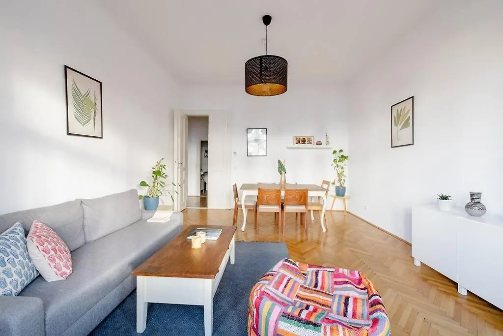 Wohnung Nahe Schoenbrunn Viena