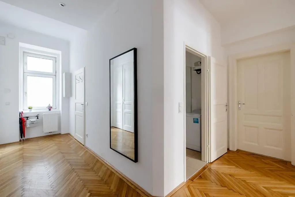 Wohnung Nahe Schoenbrunn Viena