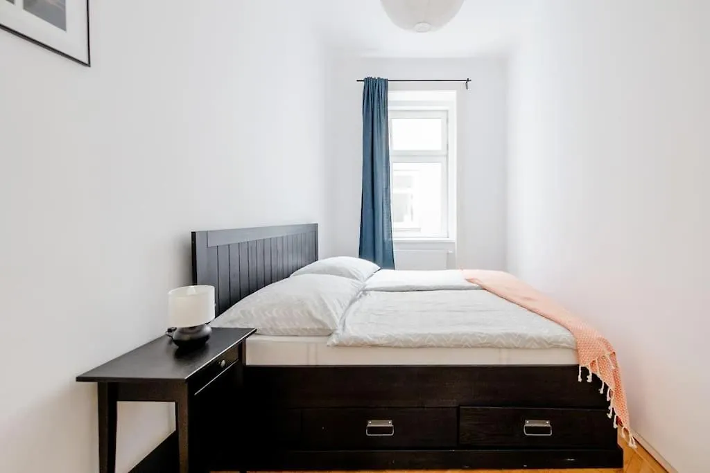 Wohnung Nahe Schoenbrunn Vienna Apartment